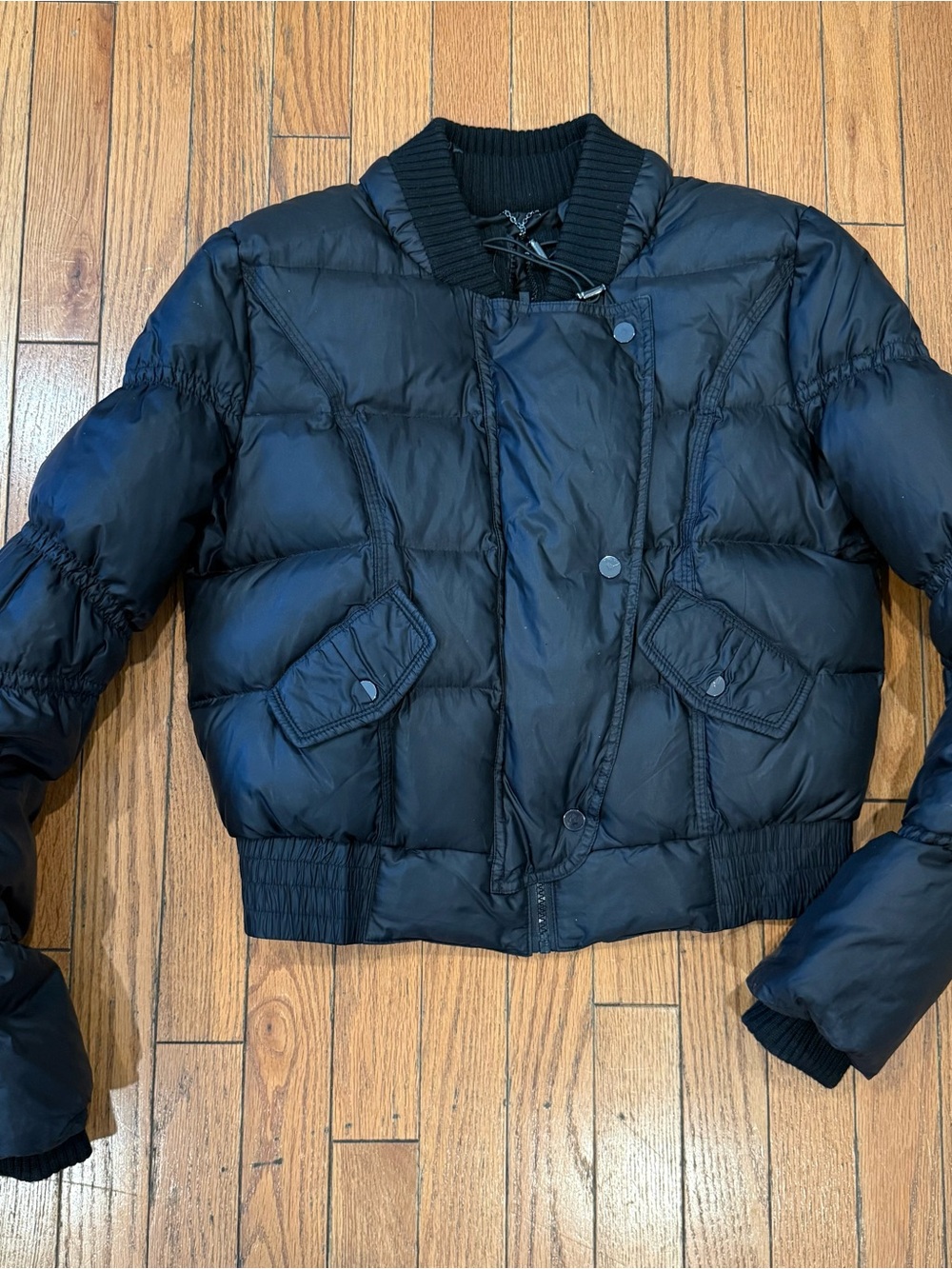 Black Women's Puffer Jacket - BCBG size S